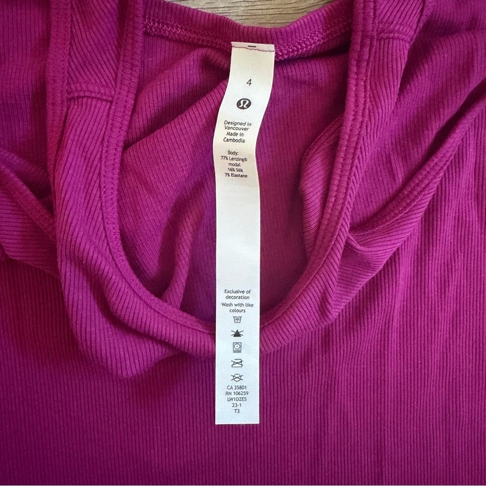 Lululemon Modal Silk Twist-Back Yoga Tank Top Size 4 - Picture 4 of 6